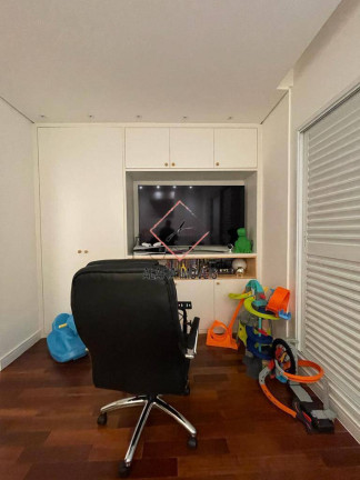 Imagem Casa com 4 Quartos à Venda, em Tamboré - Santana De Parnaíba Imagem Casa com 4 Quartos à Venda, em Tamboré - Santana De Parnaíba