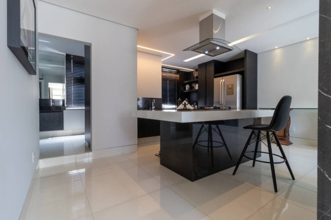 Imagem Apartamento com 2 Quartos à Venda, 164 m² em Lourdes - Belo Horizonte Imagem Apartamento com 2 Quartos à Venda, 164 m² em Lourdes - Belo Horizonte