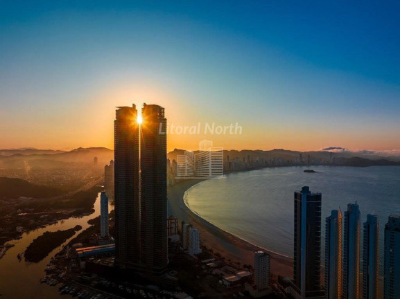 Imagem Apartamento com 4 Quartos à Venda, 261 m² em Barra Sul - Balneário Camboriú