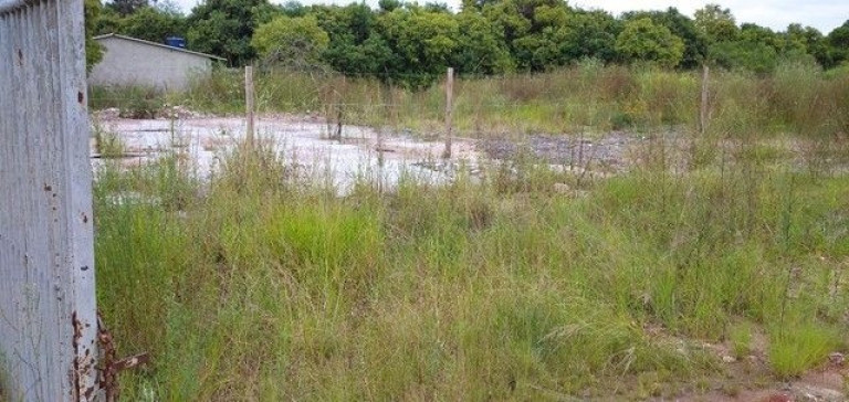Terreno à Venda,  em Campo Pequeno - Colombo