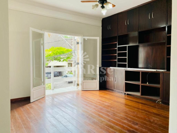 Imagem Casa com 4 Quartos para Alugar, 395 m² em Alphaville - Santana De Parnaíba