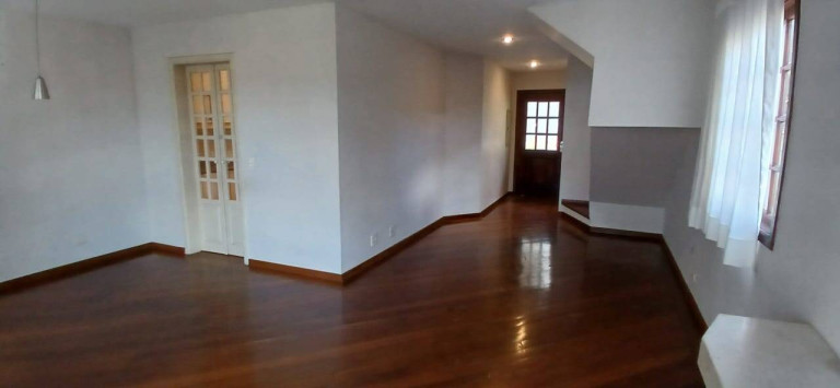 Imagem Casa de Condomínio com 3 Quartos à Venda, 160 m² em Jardim Lambreta - Cotia Imagem Casa de Condomínio com 3 Quartos à Venda, 160 m² em Jardim Lambreta - Cotia