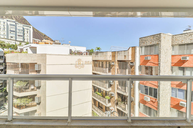 Imagem Apartamento com 4 Quartos à Venda, 179 m² em Lagoa - Rio De Janeiro Imagem Apartamento com 4 Quartos à Venda, 179 m² em Lagoa - Rio De Janeiro