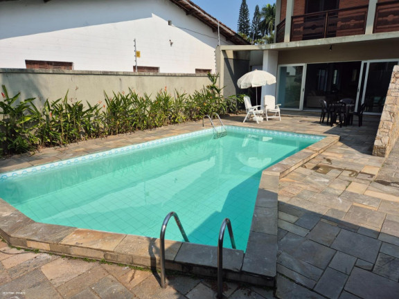 Imagem Casa com 3 Quartos para Alugar ou Temporada, 286 m² em Jardim Virgínia - Guarujá Imagem Casa com 3 Quartos para Alugar ou Temporada, 286 m² em Jardim Virgínia - Guarujá
