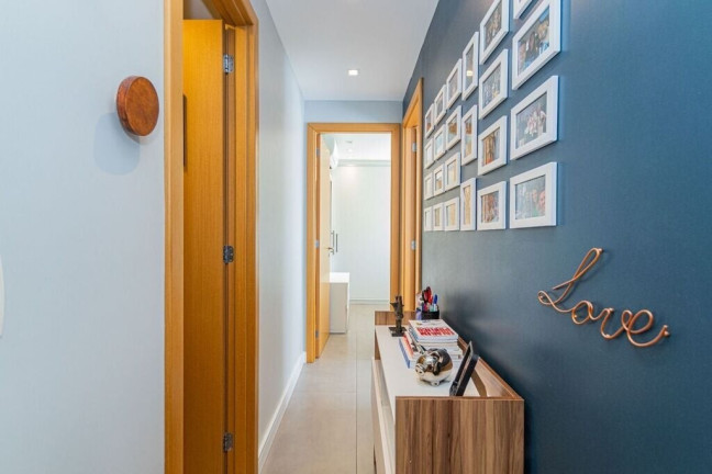 Imagem Apartamento com 2 Quartos à Venda, 56 m² em Menino Deus - Porto Alegre Imagem Apartamento com 2 Quartos à Venda, 56 m² em Menino Deus - Porto Alegre