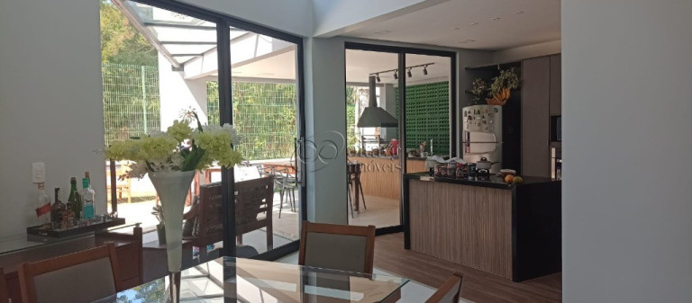 Imagem Casa com 4 Quartos à Venda, 467 m² em Alphaville - Rio Das Ostras Imagem Casa com 4 Quartos à Venda, 467 m² em Alphaville - Rio Das Ostras