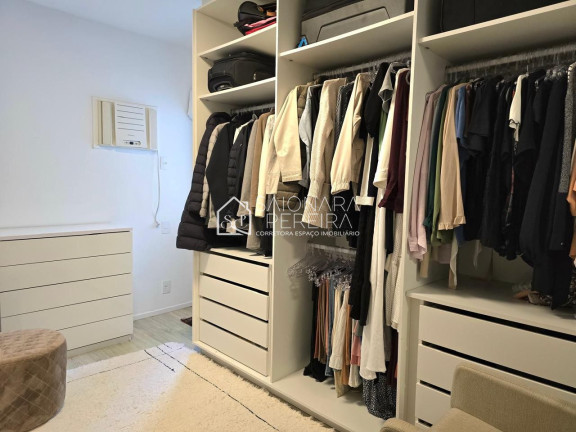 Imagem Apartamento com 3 Quartos à Venda, 210 m² em Centro - Florianópolis