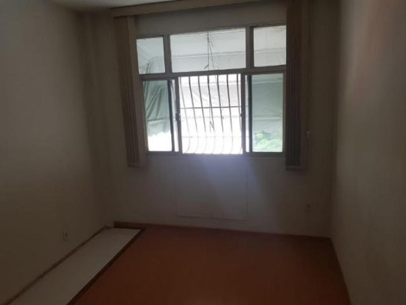 Imagem Imóvel com 2 Quartos à Venda, 82 m² em Icaraí - Niterói Imagem Imóvel com 2 Quartos à Venda, 82 m² em Icaraí - Niterói
