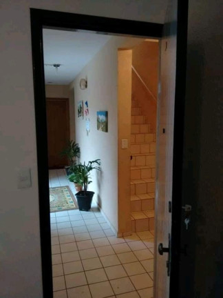 Imagem Casa com 10 Quartos à Venda, 3.400 m² em Canto Do Forte - Praia Grande Imagem Casa com 10 Quartos à Venda, 3.400 m² em Canto Do Forte - Praia Grande