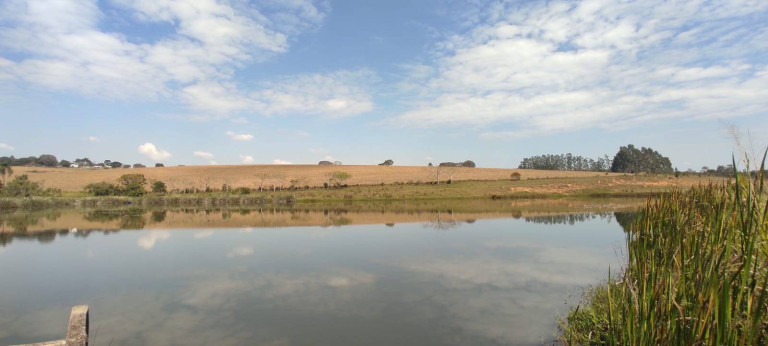 Imagem Chácara com 4 Quartos à Venda, 556 m² em Zona Rural - Salto De Pirapora Imagem Chácara com 4 Quartos à Venda, 556 m² em Zona Rural - Salto De Pirapora