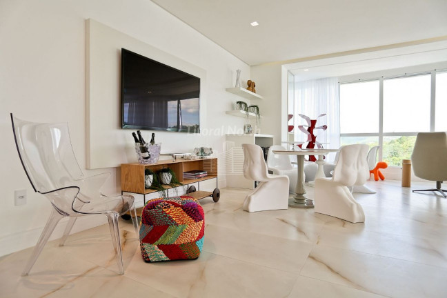 Imagem Apartamento com 3 Quartos à Venda, 182 m² em Centro - Balneário Camboriú Imagem Apartamento com 3 Quartos à Venda, 182 m² em Centro - Balneário Camboriú
