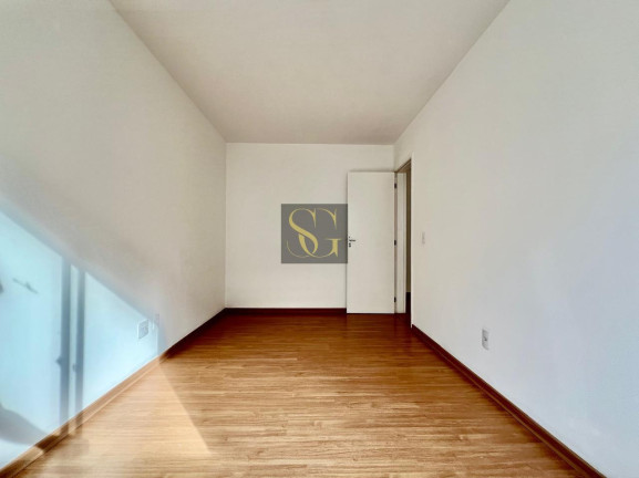 Imagem Apartamento com 2 Quartos à Venda, 50 m² em Pimenteiras - Teresópolis