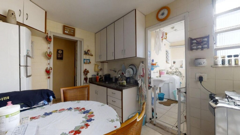 Imagem Imóvel com 2 Quartos à Venda, 99 m² em Laranjeiras - Rio De Janeiro Imagem Imóvel com 2 Quartos à Venda, 99 m² em Laranjeiras - Rio De Janeiro