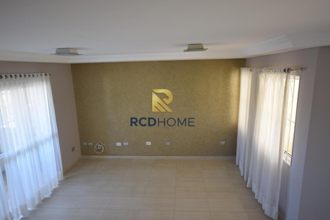 Imagem Casa com 4 Quartos à Venda, 199 m² em Uberaba - Curitiba