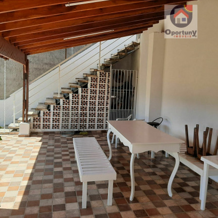 Imagem Sobrado com 4 Quartos à Venda, 300 m² em Jordanópolis - Arujá Imagem Sobrado com 4 Quartos à Venda, 300 m² em Jordanópolis - Arujá