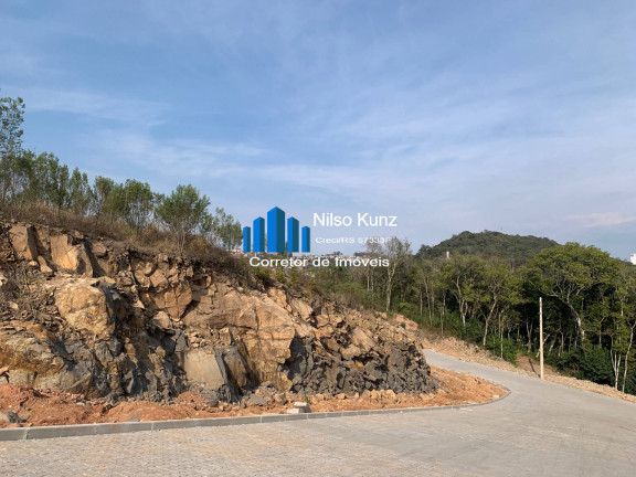Imagem Terreno à Venda, 240 m² em Barracão - Bento Gonçalves Imagem Terreno à Venda, 240 m² em Barracão - Bento Gonçalves