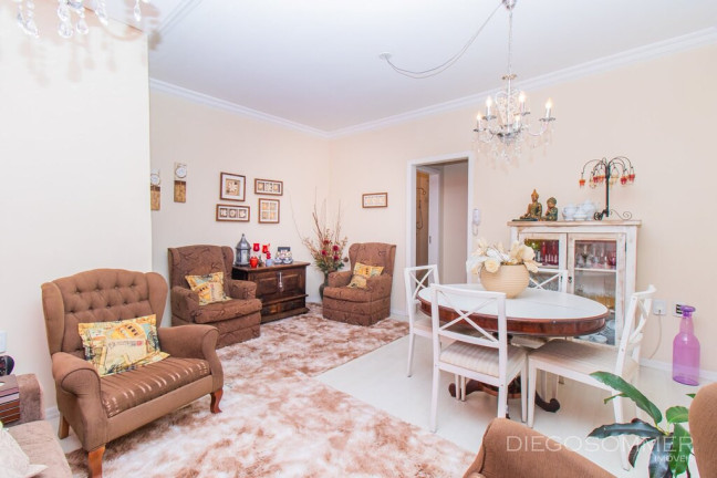 Imóvel com 2 Quartos à Venda,  em Petrópolis - Porto Alegre