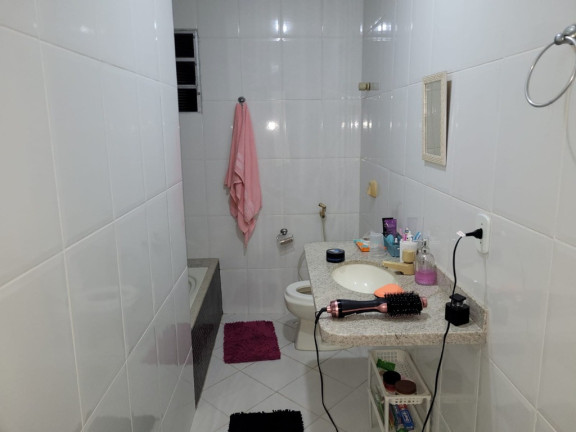 Imagem Imóvel com 4 Quartos à Venda, em Camurugi - Guarapari Imagem Imóvel com 4 Quartos à Venda, em Camurugi - Guarapari