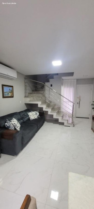 Imagem Sobrado com 3 Quartos à Venda, 124 m² em Guanabara - Joinville