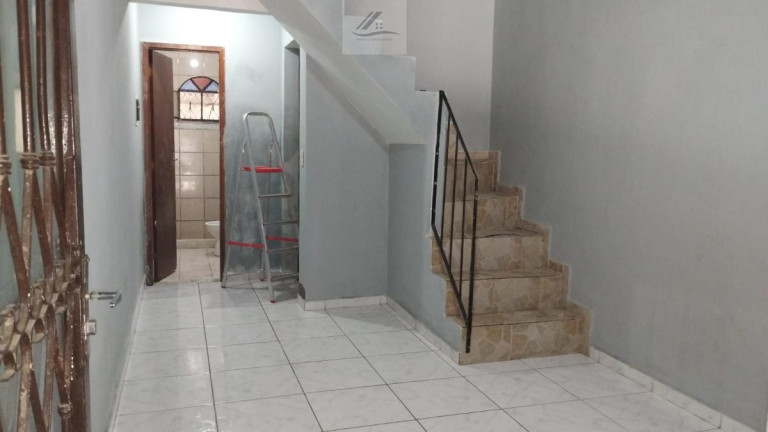 Imagem Casa com 2 Quartos à Venda, 58 m²