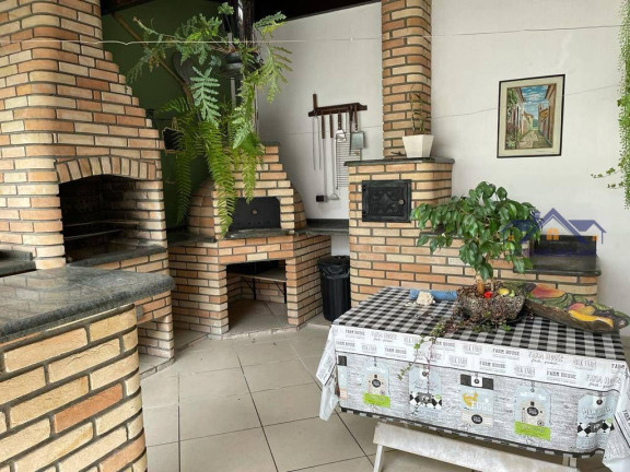 Casa com 3 Quartos à Venda, 160 m² em Granja Viana - Cotia