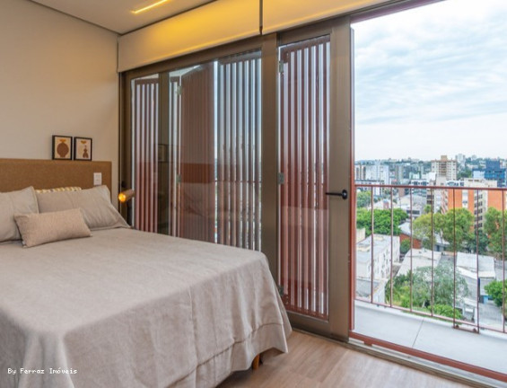 Imagem Apartamento com 2 Quartos à Venda, 91 m² em Menino Deus - Porto Alegre