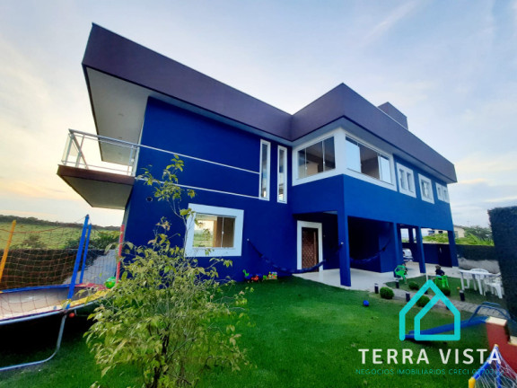 Casa com 3 Quartos à Venda, 700 m²