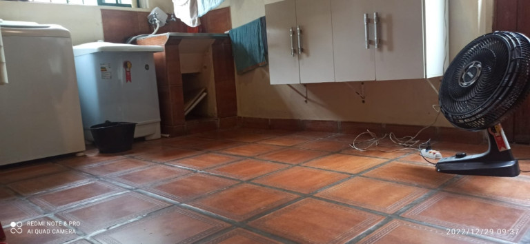 Imagem Casa com 4 Quartos à Venda, 303 m² em Centro - Taubaté Imagem Casa com 4 Quartos à Venda, 303 m² em Centro - Taubaté