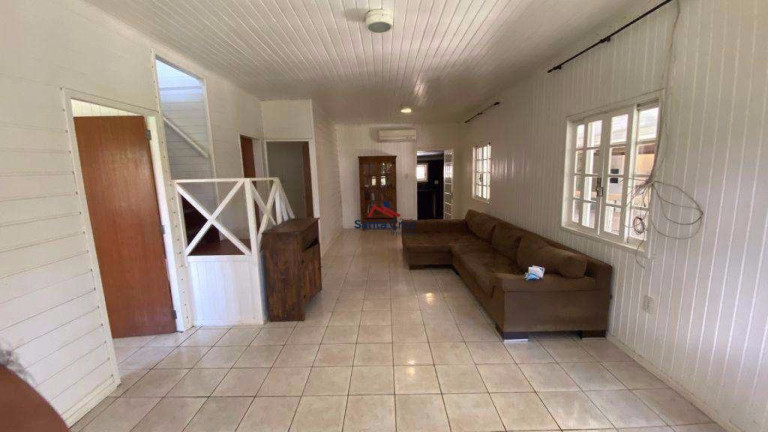 Imagem Sobrado com 3 Quartos à Venda, 360 m² em São João Do Rio Vermelho - Florianópolis