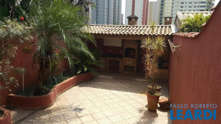 Imagem Sobrado com 3 Quartos à Venda, 221 m² em Vila Assunção - Santo André Imagem Sobrado com 3 Quartos à Venda, 221 m² em Vila Assunção - Santo André
