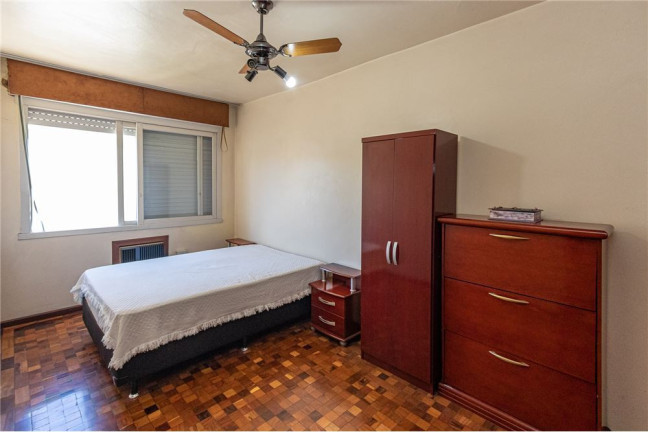 Imagem Imóvel com 2 Quartos à Venda, em Passo Da Areia - Porto Alegre Imagem Imóvel com 2 Quartos à Venda, em Passo Da Areia - Porto Alegre