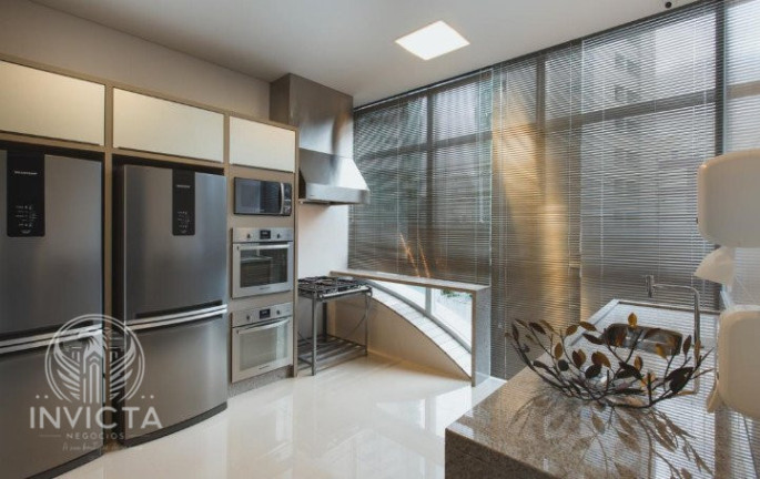 Imagem Apartamento com 4 Quartos à Venda, 167 m² em Centro - Balneário Camboriú Imagem Apartamento com 4 Quartos à Venda, 167 m² em Centro - Balneário Camboriú