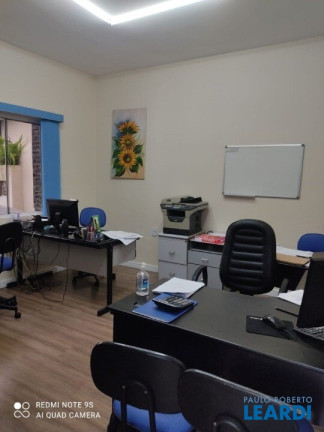 Imagem Casa com 2 Quartos à Venda, 230 m² em Vila Helena - Santo André Imagem Casa com 2 Quartos à Venda, 230 m² em Vila Helena - Santo André