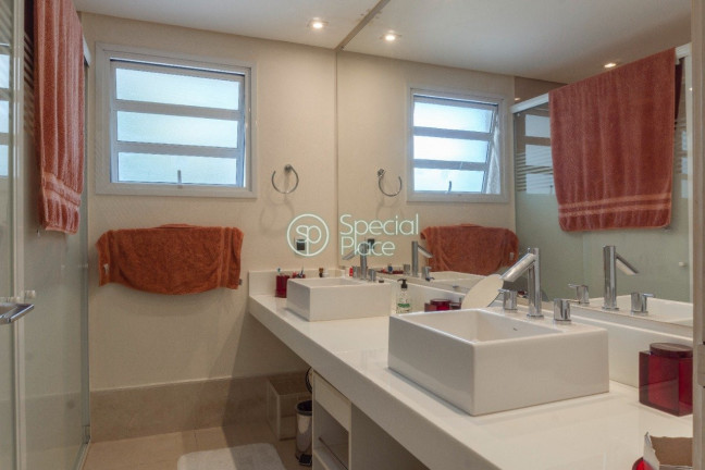 Imagem Casa com 4 Quartos à Venda ou Locação, 300 m² em Jardim Europa - São Paulo Imagem Casa com 4 Quartos à Venda ou Locação, 300 m² em Jardim Europa - São Paulo