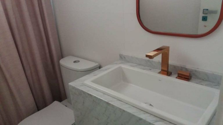 Imagem Apartamento com 3 Quartos à Venda, 146 m² em Centro - Balneário Camboriú Imagem Apartamento com 3 Quartos à Venda, 146 m² em Centro - Balneário Camboriú