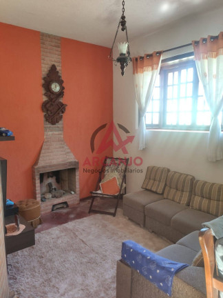 Imagem Casa com 3 Quartos à Venda, 186 m² em Samambaia - Mairiporã Imagem Casa com 3 Quartos à Venda, 186 m² em Samambaia - Mairiporã