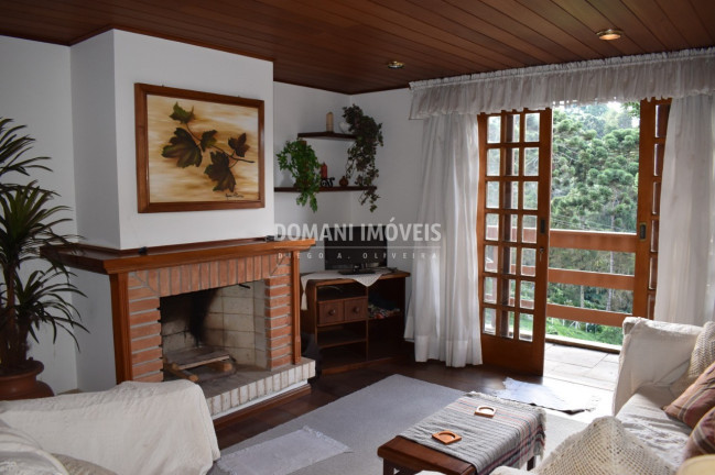 Imagem Imóvel com 3 Quartos à Venda, 117 m² em Região De Capivari - Campos Do Jordão Imagem Imóvel com 3 Quartos à Venda, 117 m² em Região De Capivari - Campos Do Jordão