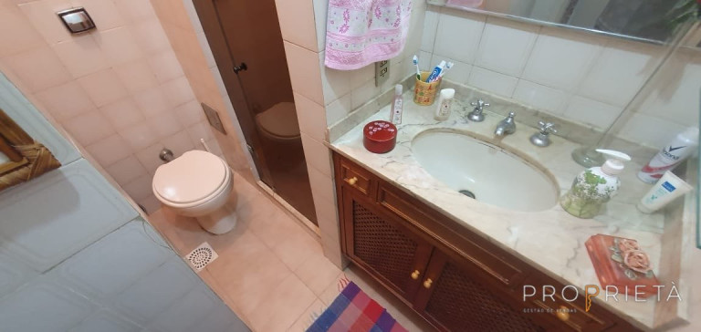 Imagem Apartamento com 3 Quartos à Venda, em Lagoa - Rio De Janeiro Imagem Apartamento com 3 Quartos à Venda, em Lagoa - Rio De Janeiro