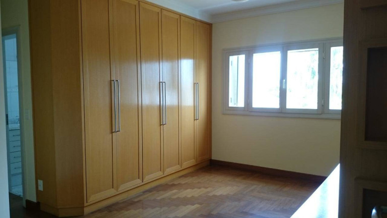 Imagem Casa com 4 Quartos à Venda, 470 m² em Alphaville Residencial Dois - Barueri Imagem Casa com 4 Quartos à Venda, 470 m² em Alphaville Residencial Dois - Barueri