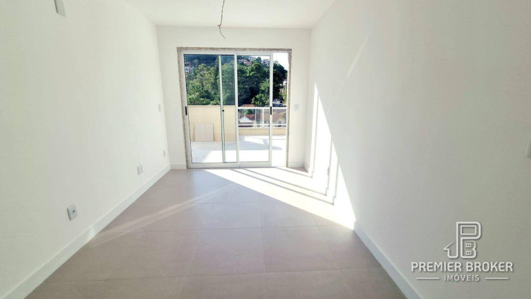 Imagem Cobertura com 3 Quartos à Venda, 190 m² em Agriões - Teresópolis