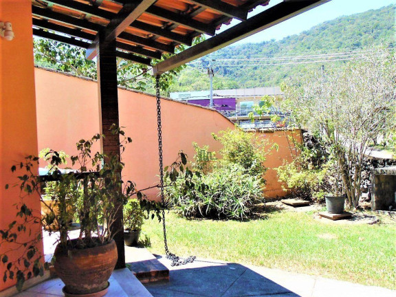 Imagem Casa com 3 Quartos à Venda, 200 m² em Engenho Do Mato - Niterói Imagem Casa com 3 Quartos à Venda, 200 m² em Engenho Do Mato - Niterói