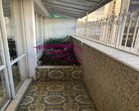 Imagem Imóvel com 3 Quartos à Venda, 180 m² em Centro - Curitiba