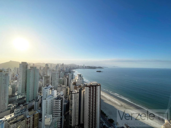 Imagem Apartamento com 3 Quartos à Venda, 144 m² em Centro Imagem Apartamento com 3 Quartos à Venda, 144 m² em Centro