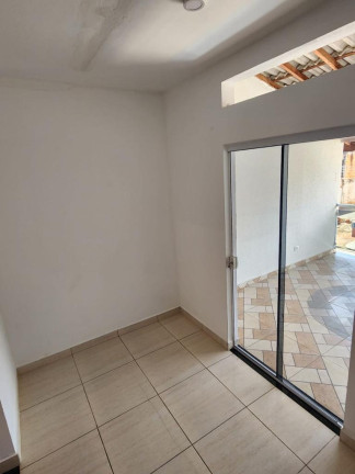 Imagem Casa com 2 Quartos à Venda, 300 m² em Jardim Itália - Sorocaba