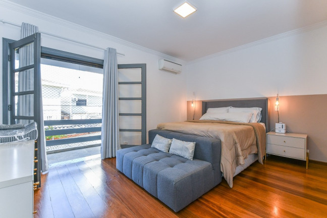 Imagem Casa com 4 Quartos à Venda, 240 m² em Jardim Caravelas - São Paulo