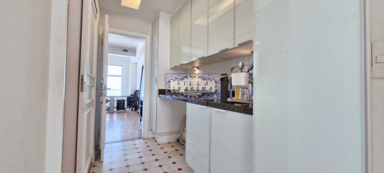 Imagem Apartamento com 4 Quartos à Venda, 420 m² em Copacabana - Rio De Janeiro Imagem Apartamento com 4 Quartos à Venda, 420 m² em Copacabana - Rio De Janeiro