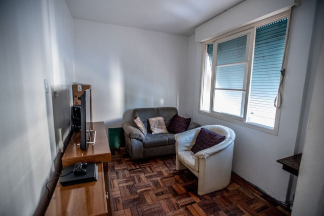 Imagem Apartamento com 3 Quartos à Venda, 52 m² em Passo Da Areia - Porto Alegre