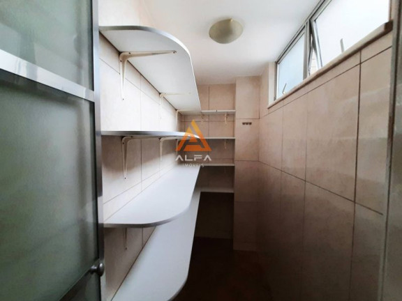 Imagem Apartamento com 3 Quartos à Venda, 130 m²