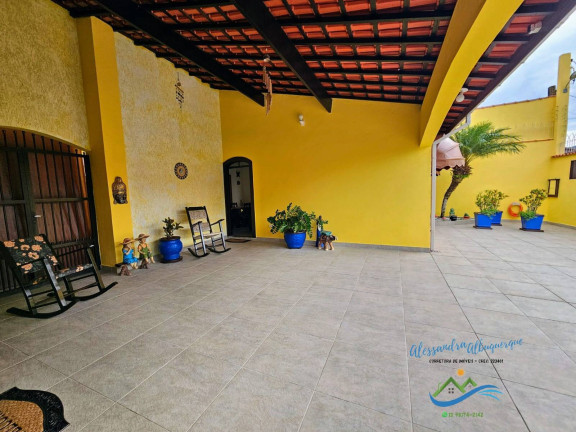 Imagem Casa com 6 Quartos à Venda, 300 m² em Jd Suarão - Itanhaém
