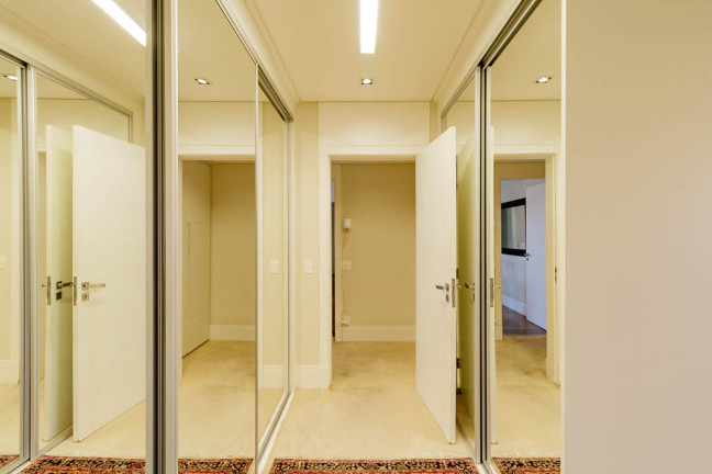 Imagem Apartamento com 4 Quartos à Venda, 262 m² em Real Parque - São Paulo